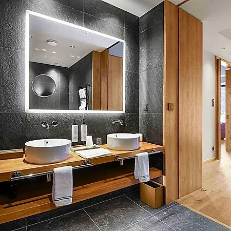 호텔 Swissotel Damian Jasna