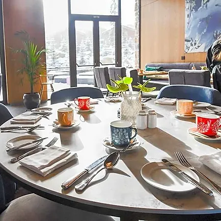 Szálloda Swissotel Damian Jasna 4*