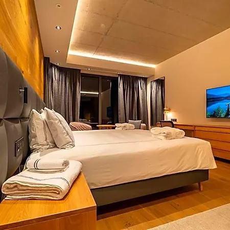 호텔 Swissotel Damian Jasna 4*
